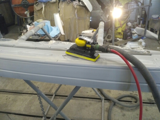 Is the pneumatic sander related to the size of the air pump?